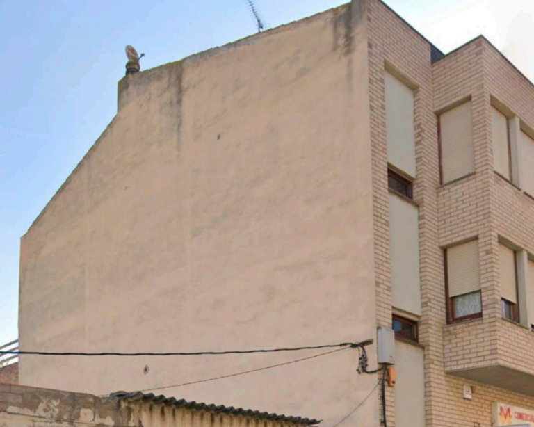 Façana Txus Montejano