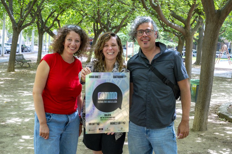 Cartell - dissenyador i direcció artística del festival